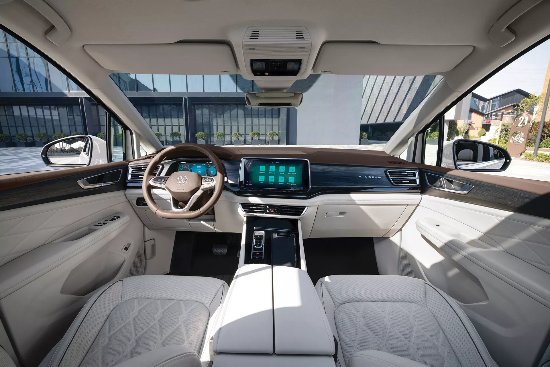 Nội thất Volkswagen Viloran tiện nghi